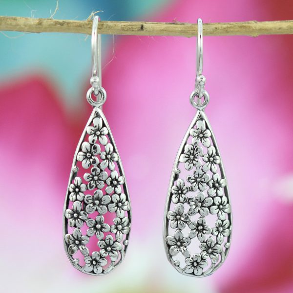 Anting Perak Tetes Bunga E1082