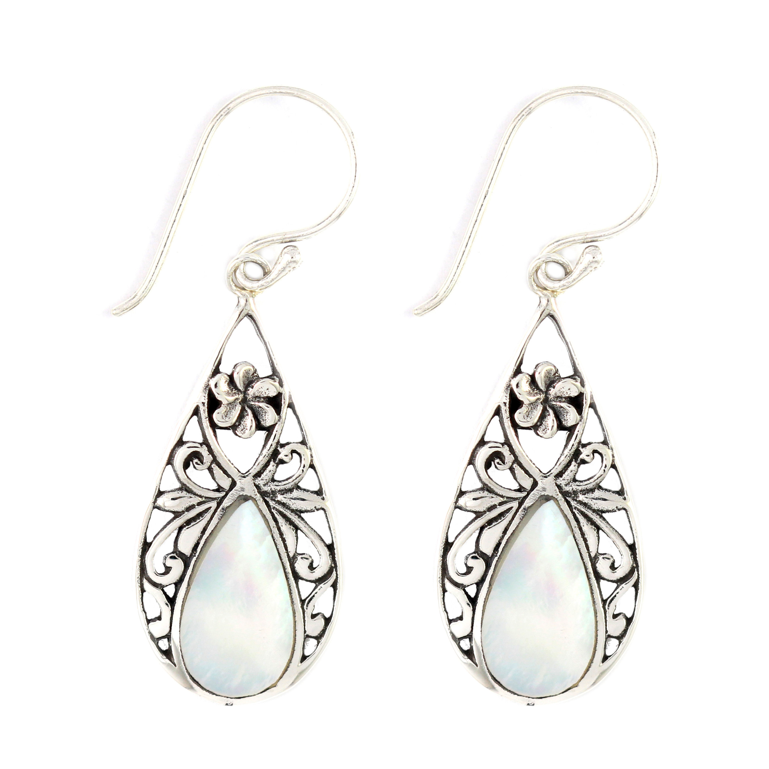 Anting Perak Bun Shell Tetes E955 - Gambar 3