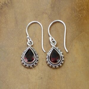 Anting Perak Bali Cantik