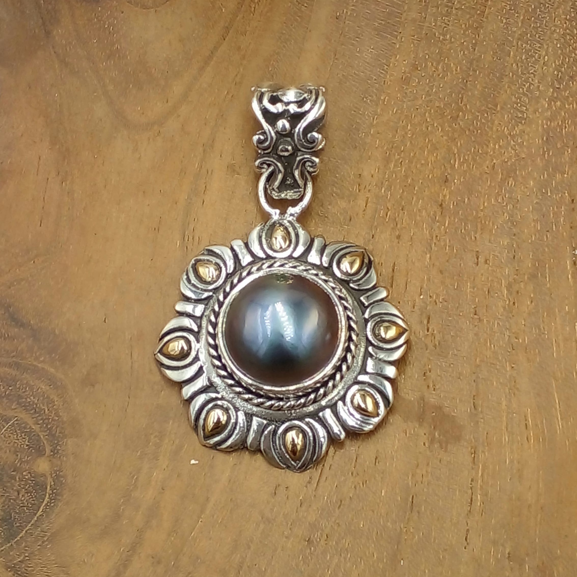 Liontin Perak Bali Mutiara Mabe