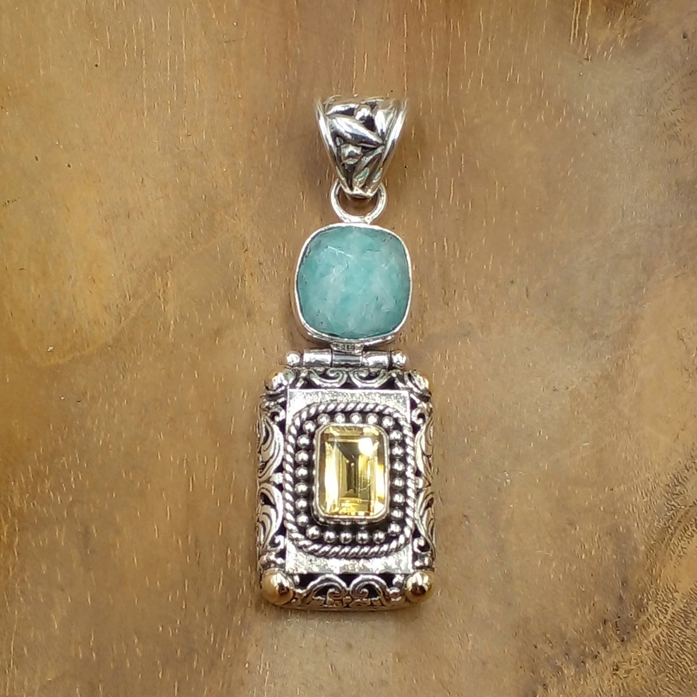 Liontin Perak Bali Permata