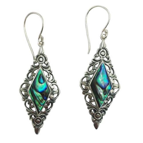 anting perak kerang