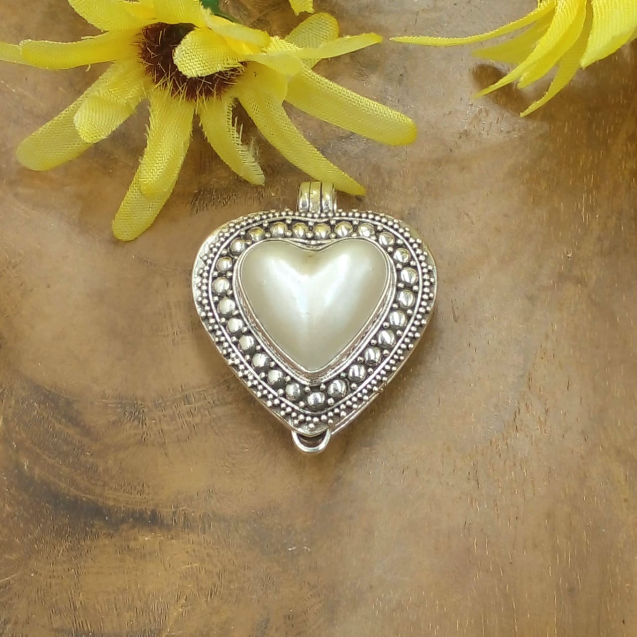 Liontin Perak Bentuk Hati dengan Mutiara Mabe P796 - Gambar 6
