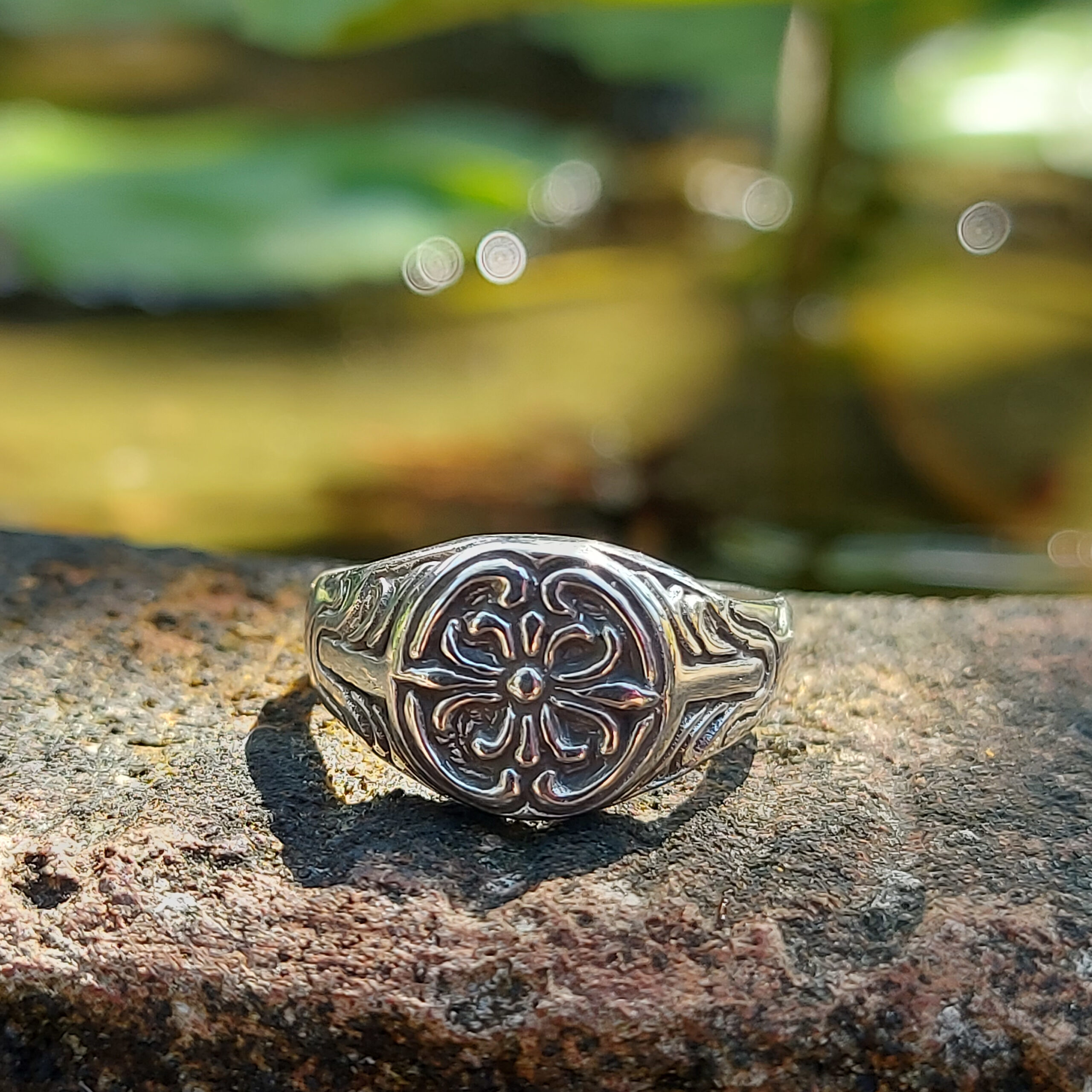 Cincin Perak Signet Lily R751 - Gambar 2