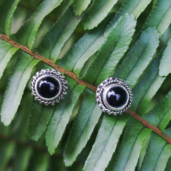 Anting Perak Bali