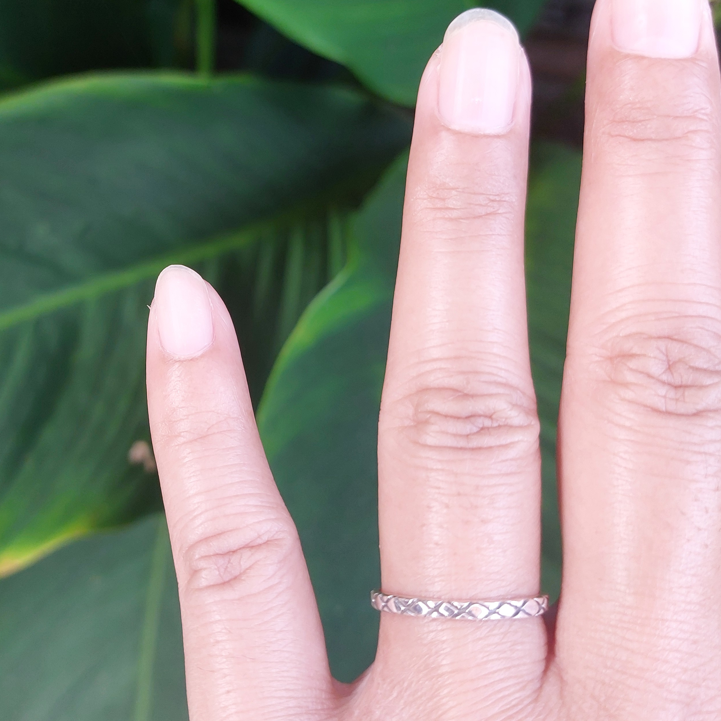 Cincin Perak Motif Silang (X Pattern) R690 - Gambar 5