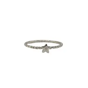 cincin simple wanita